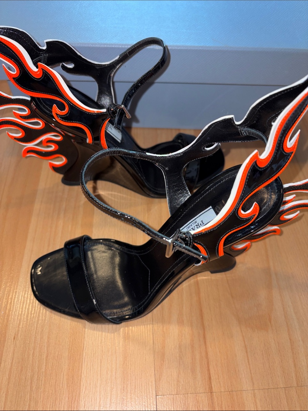 Prada Black Patent Leather Sandals with Red and White Flame Accents - Picture 3 of 10
